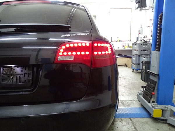 Audi A6 4F C6 Avant Kombi Rückleuchte außen rechts LED Rücklicht 89037056