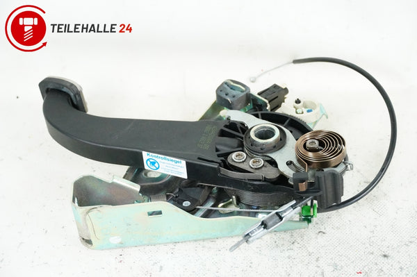 Mercedes S204 W204 Sportpedal Bremspedal Feststellbremse Fußbremse A2044200484